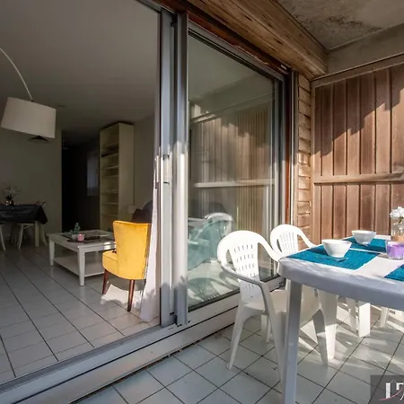 Lägenhet Meuble 4 Personnes, Terrasse Sud, Parking, Proche Et Port - Fr-1-825-35 La Rochelle (Charente-Maritime)